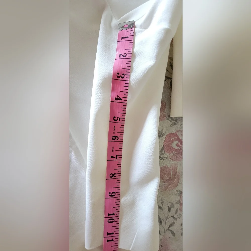 RAFAELLA WHITE BERMUDA SHORTS - Picture 9 of 9